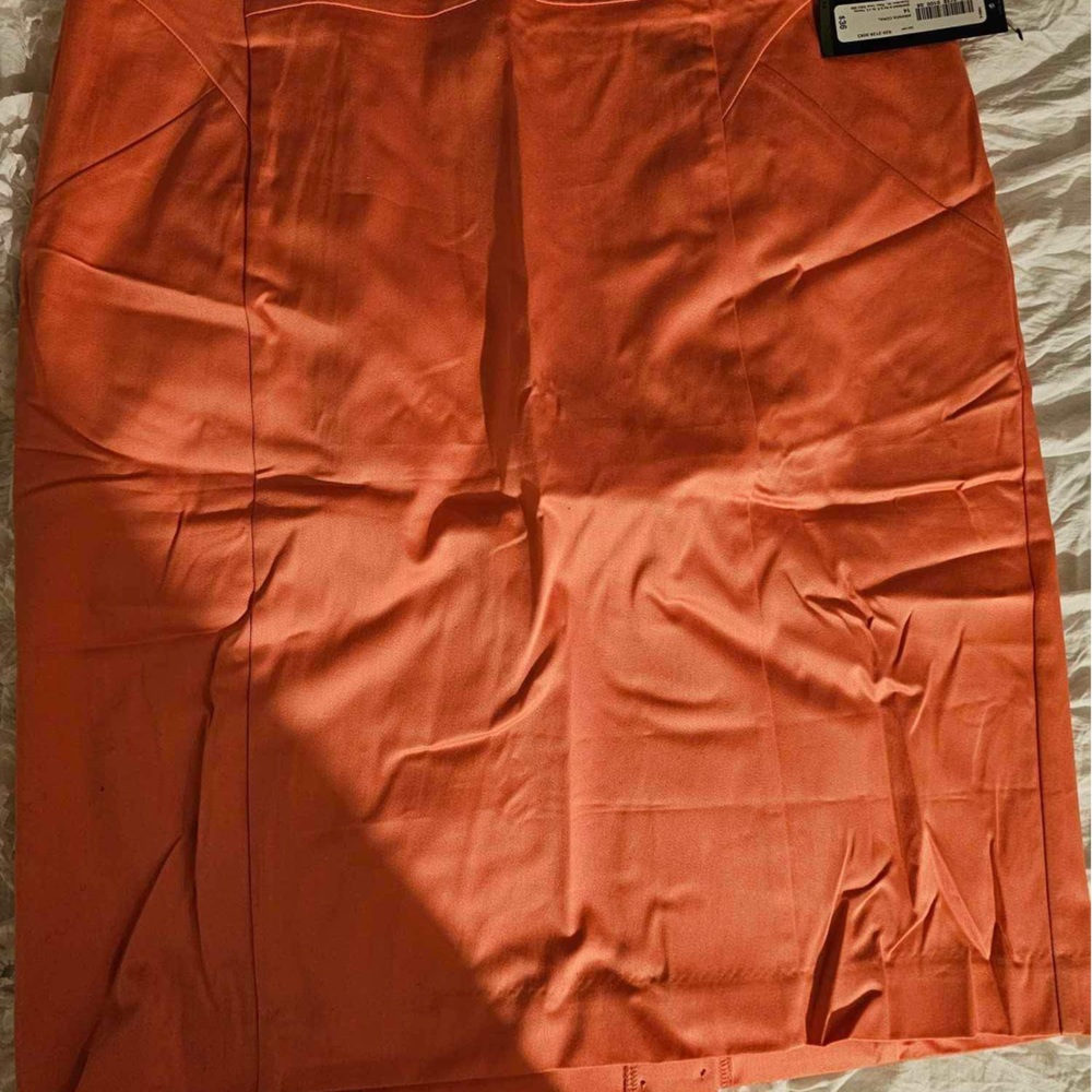 Size 14 skirt.